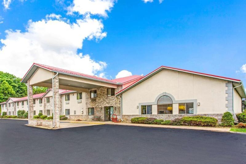 Super 8 By Wyndham Mount Vernon, Il Exteriör bild