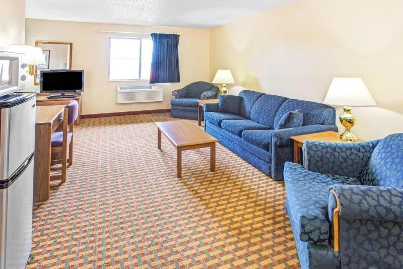 Super 8 By Wyndham Mount Vernon, Il Exteriör bild